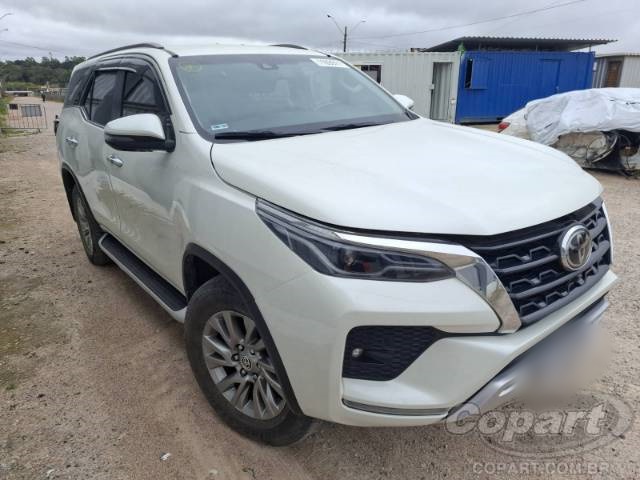 SW4 SRX 2.8 D-4D 2022